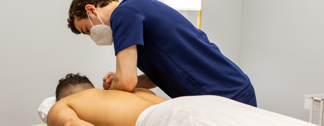 Back-pain-Jennifer-DC-ND-LLC-cihiropractor-chicago-il
