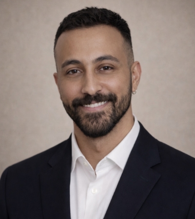 Ali-Cosar-Office-Manager-Operations-EleVis-Wellness-Collective-Chicago-IL