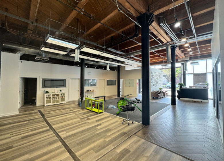 our-location-interior-EleVis-Wellness-Collective-Chicago-IL